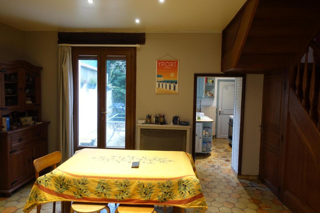 Tout Un 2Eme Etage A 300 Metres De La Mer, Chez L'Habitant ! Fécamp Zewnętrze zdjęcie